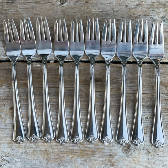 International Silver Canfield 10 stainless Forks appetizer cocktail - Picture 3 of 13